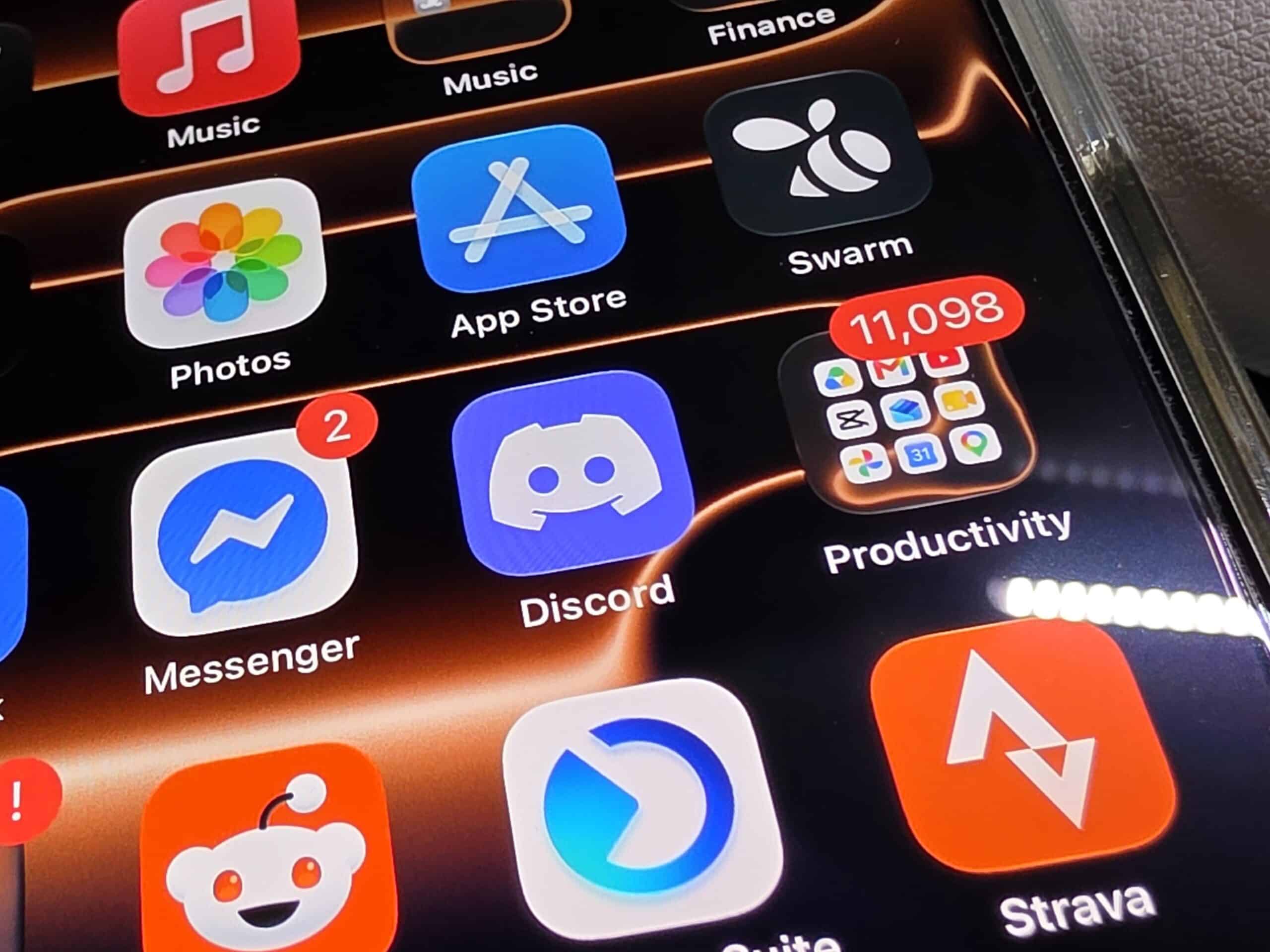 Epekto ng Pagbabawal sa Discord sa mga Freelancer, Estudyante, at Remote Workers