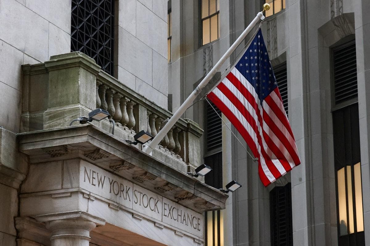 Pagtaas ng Presyo ng Langis, Pagbaba ng Wall Street, at Pagtaas ng Bond Yields Bago ang US-China Summit